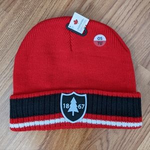 3/$15 Hudson's Bay Canadiana Toque